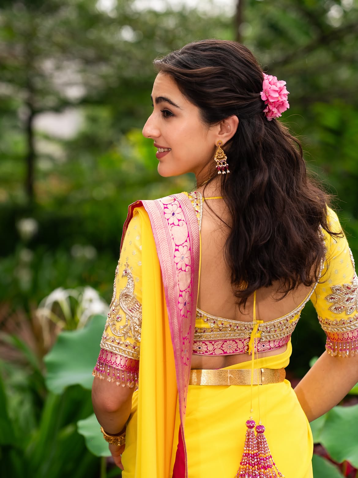 Sara Ali Khan Turns To Reveal Embroidered Blouse