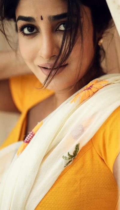 Pics: Dimple Makes That Yellow Saree Glow Bright
