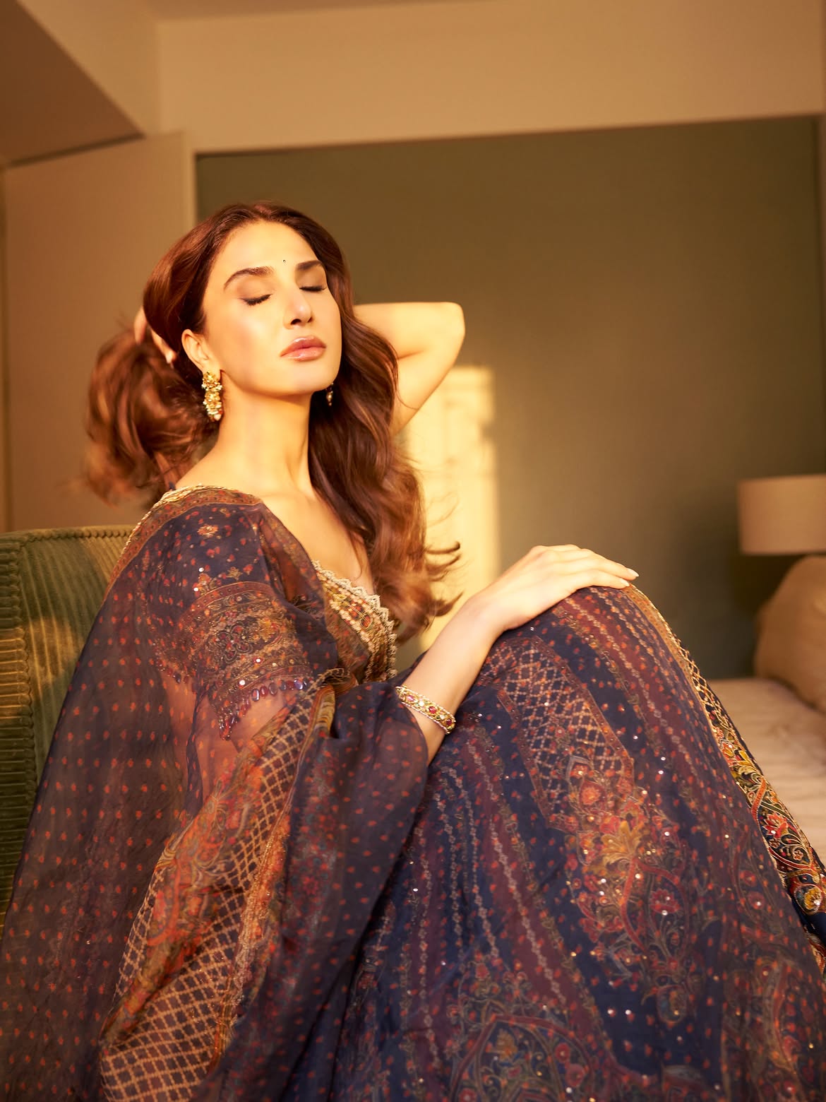 Vaani Kapoor Shows Rich Prints On Her Navy Skirt