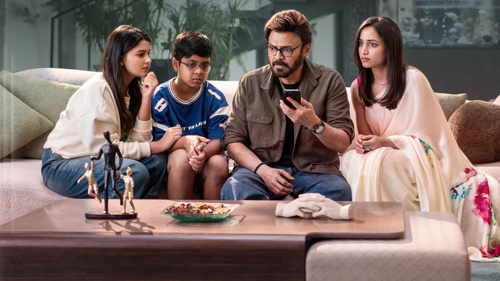 Venkatesh in Aadarsha Kutumbam