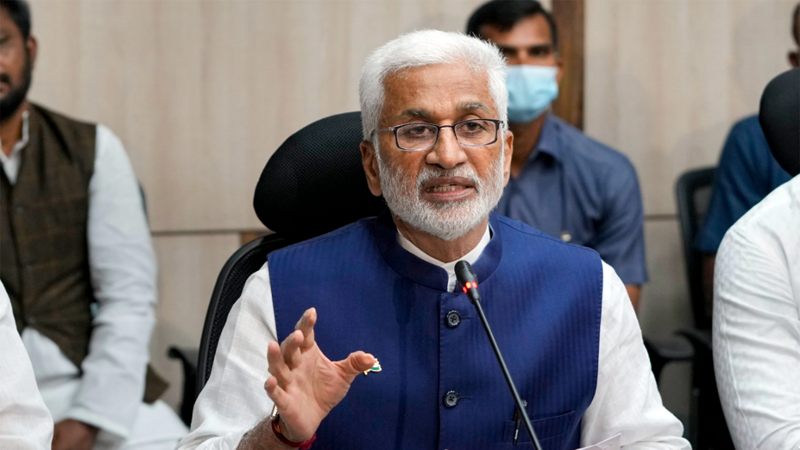 Vijayasai Reddy on Vijayawada Mayor Race