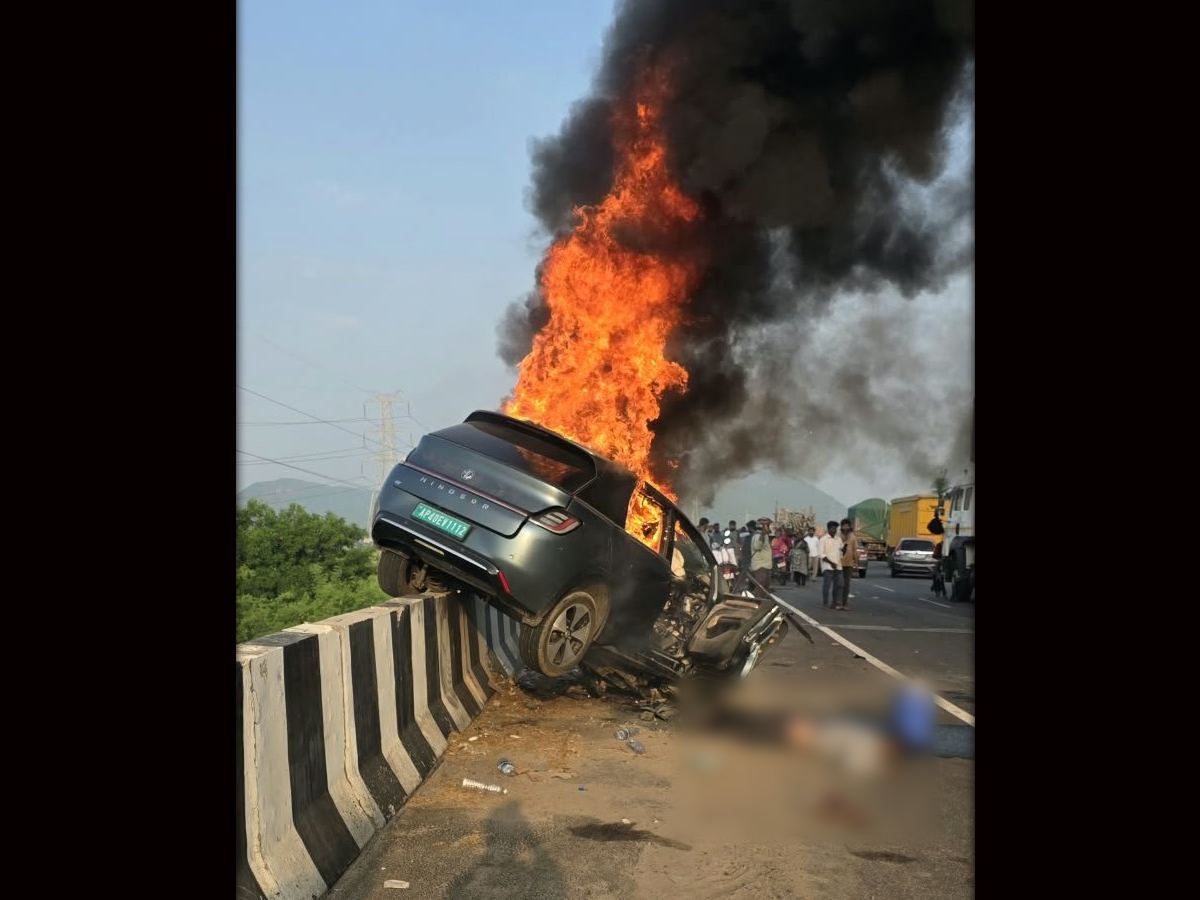 Vijayawada West Bypass Accident: Four Killed in EV Fire