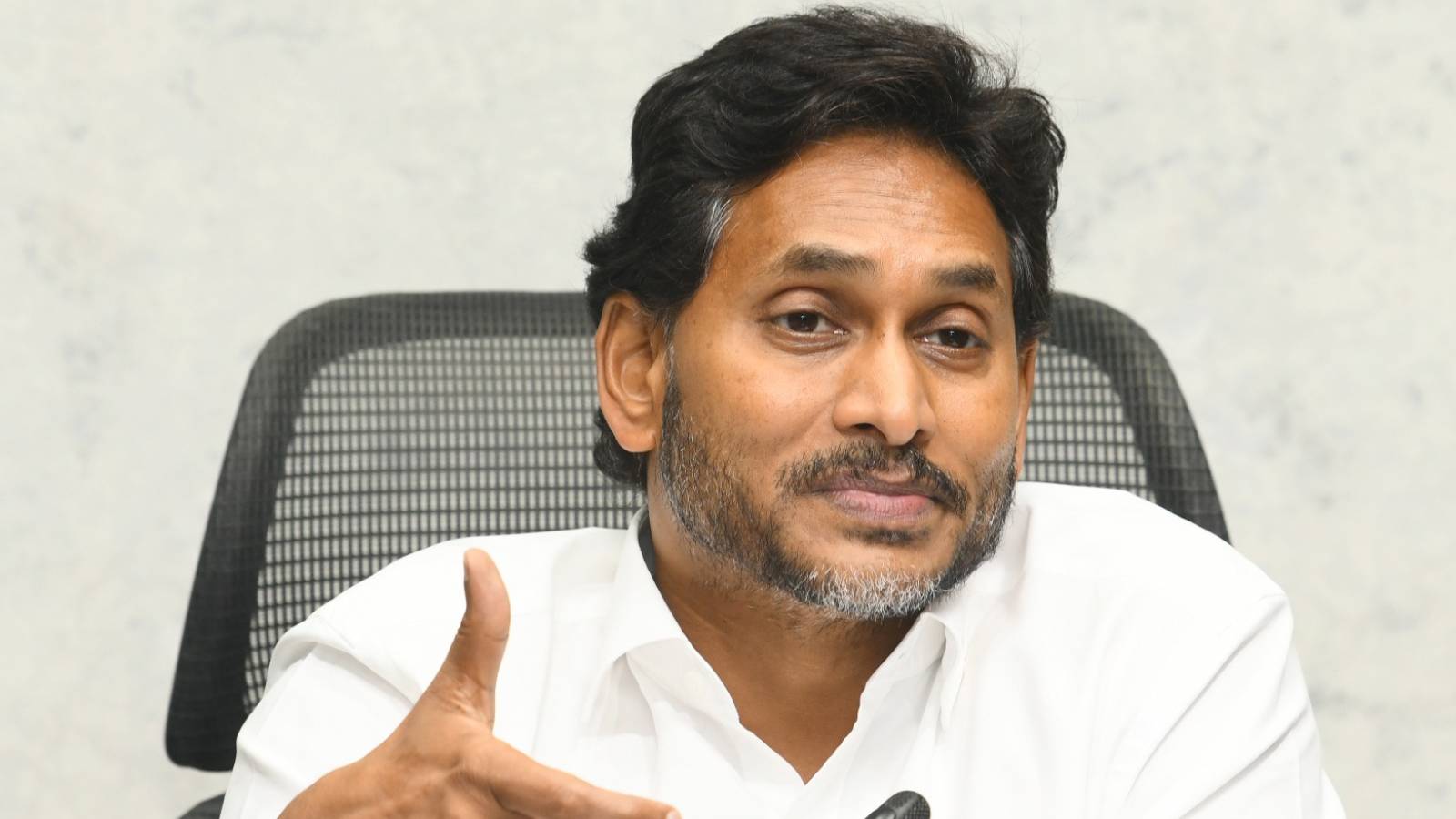 YS Jagan Alliance Stand Amid INDIA Bloc Buzz