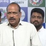 వైసీపీ ‘కోర్టు’లలో యుద్ధం చేస్తుందా.?